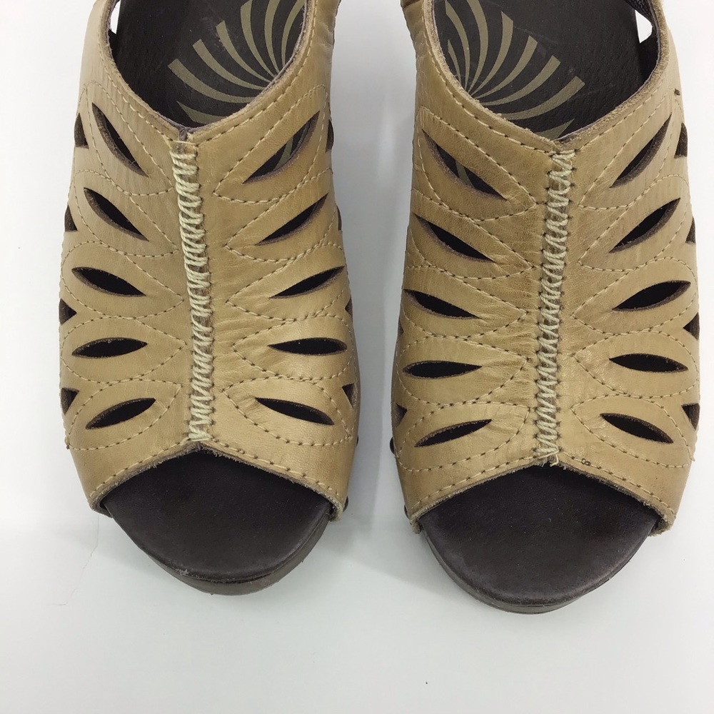 Dansko Rowena Tan Leather Sling Back Sandals - Picture 2 of 16